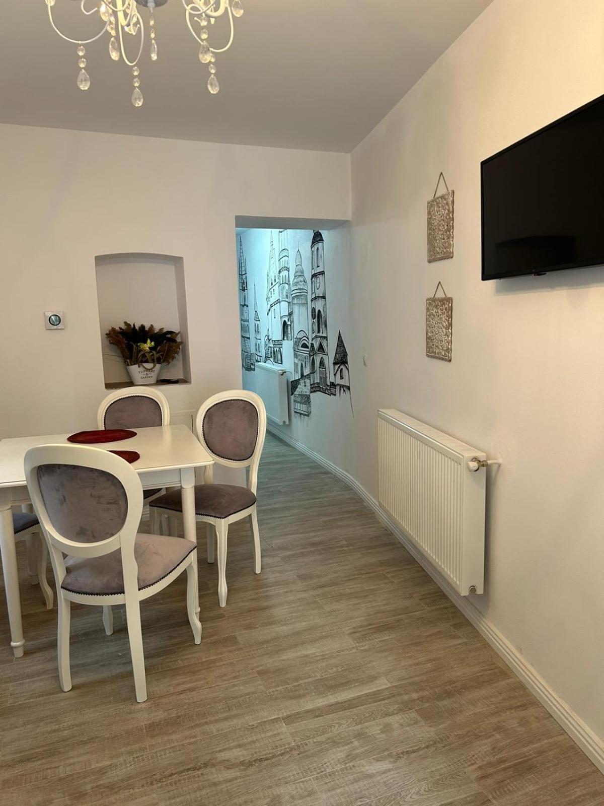 Old Town Faurului Apartment Sibiu Bagian luar foto